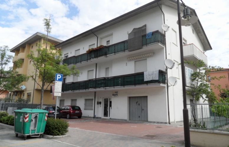 080 Condominio Pollarini Affitto Valverde 080 Condominio Pollarini